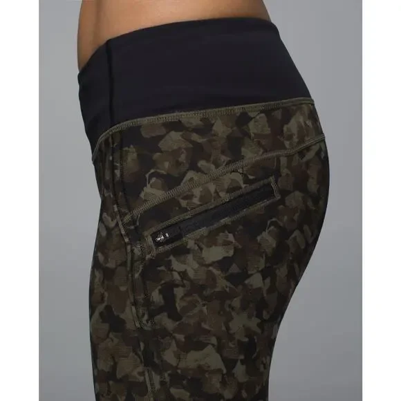 Lululemon Run Top Speed Crop Full On Luxtreme Mystic Jungle Fatigue Camo Size 4 - Picture 11 of 16